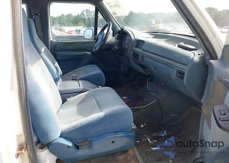 1992 Ford F150 z USA, uszkodzony, nr VIN 1FTEX14N2NKB94927